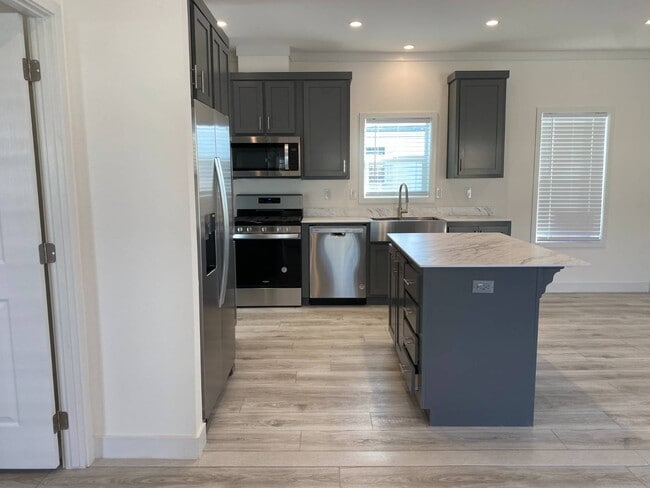 Photo - 1280 Wagstaff Rd