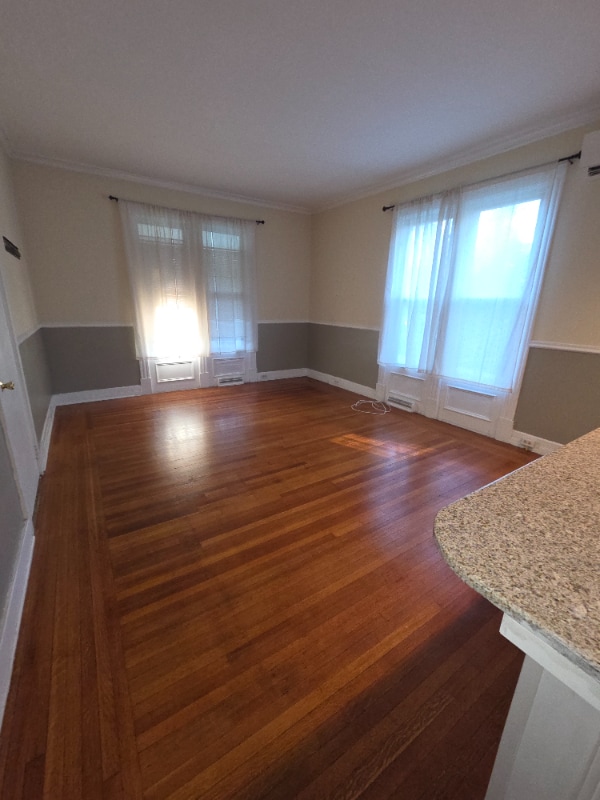 Building Photo - 35 Myrtle Ave Unit 1L