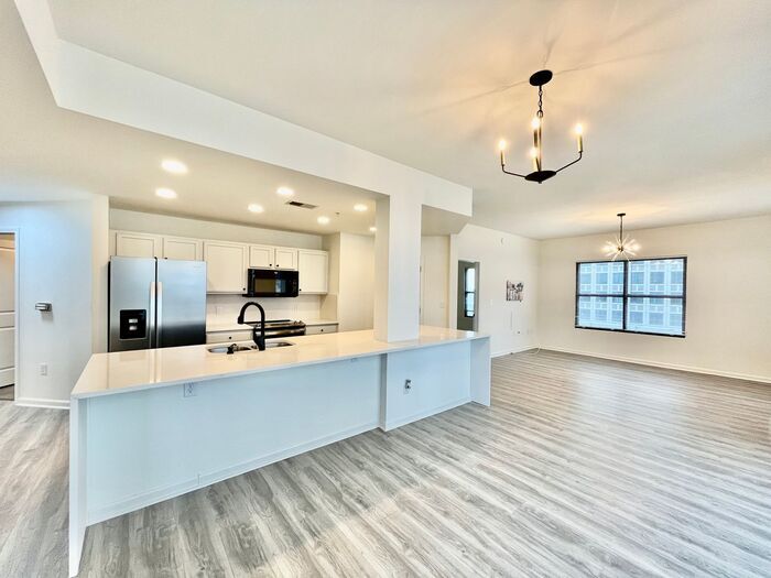 Photo - 3040 Peachtree Rd (Atlanta, GA)