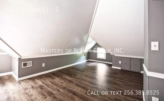 Photo - 1522 Ottawa Ct Unit 2