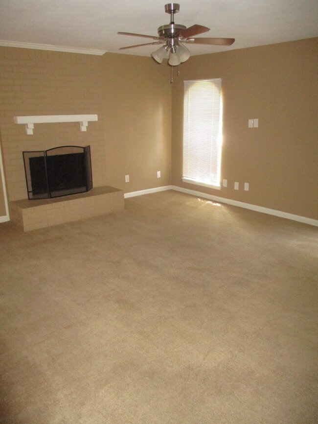 Photo - 4935 Quailgate Dr