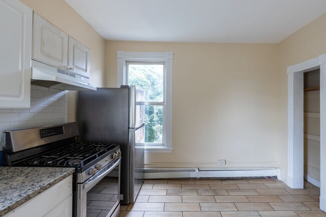 204 Redmond St Unit 2