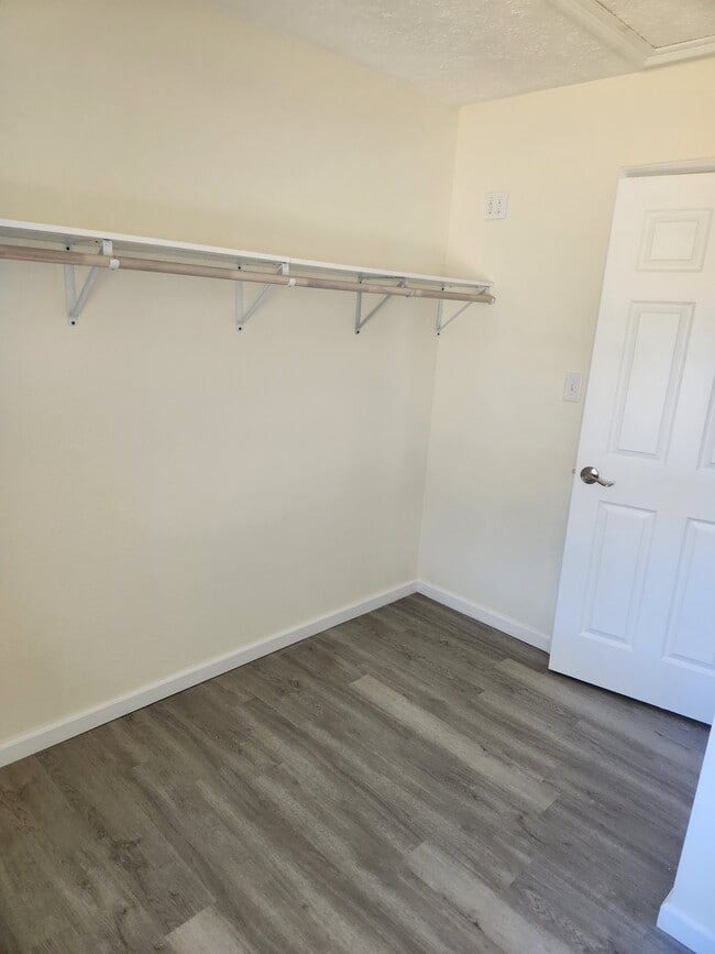 Photo - 7433 Dillon Ln