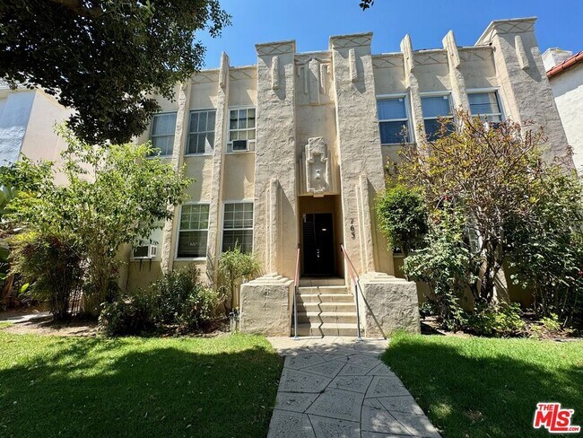 Photo - 163 N Clark Dr Unit 1