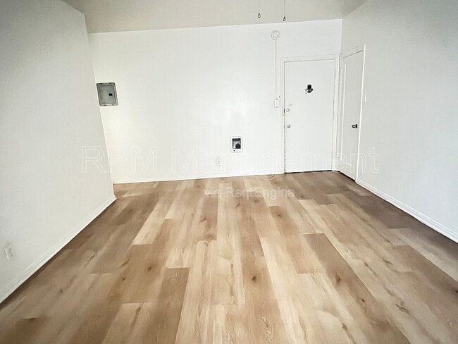 Photo - 619 Normandie Ave Unit 16