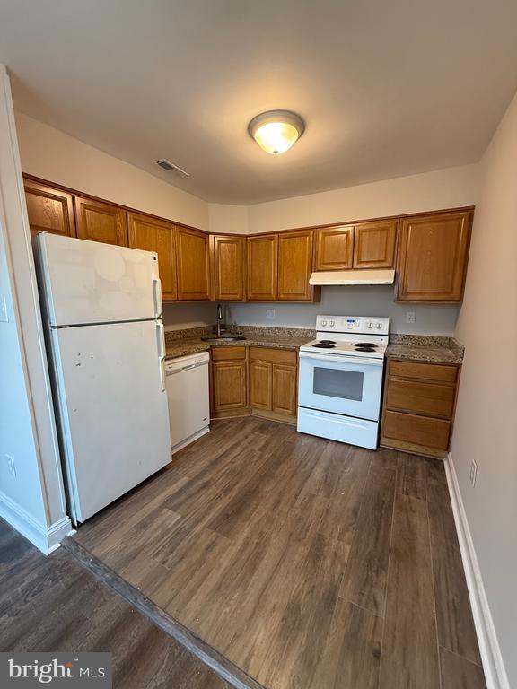 Photo - 162 Willow Turn