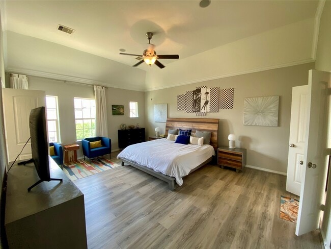Photo - 12279 Oxford Cres Cir