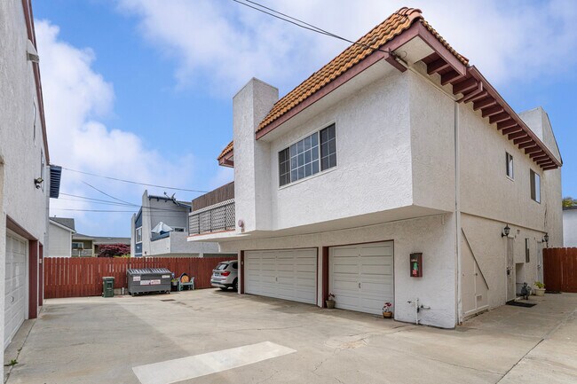 Unit 2 - 2007 Pullman Ln Unit 2