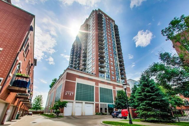 Building Photo - 1717 S Prairie Ave Unit 1701