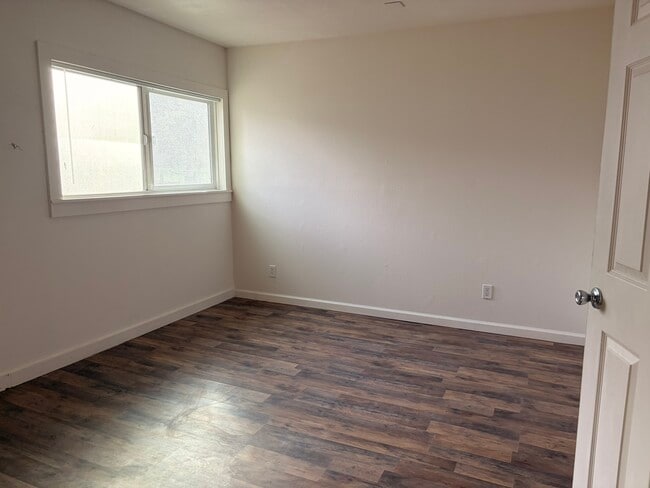 Photo - 863 Atherton Ave