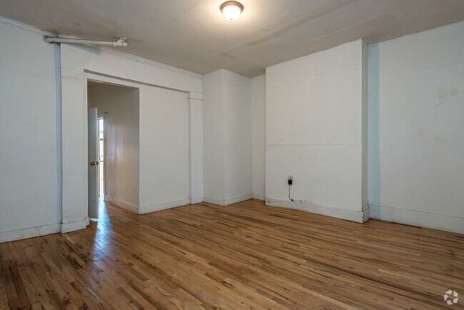 Building Photo - 129 S 2nd St Unit 1 Rental