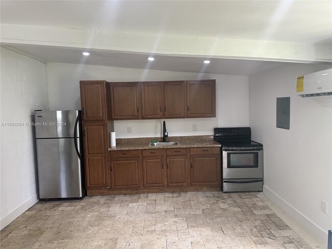 Photo - 17400 SW 58th St Apartamento Unidad 0