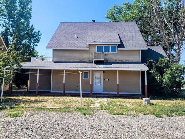 Building Photo - Fresh Air Country Living 4 Bedroom, 2.5 bath Rental