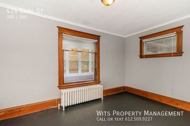 Photo - 414 Earl St