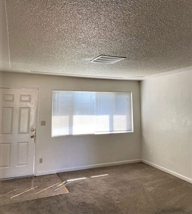 Photo - HE281 Unit A