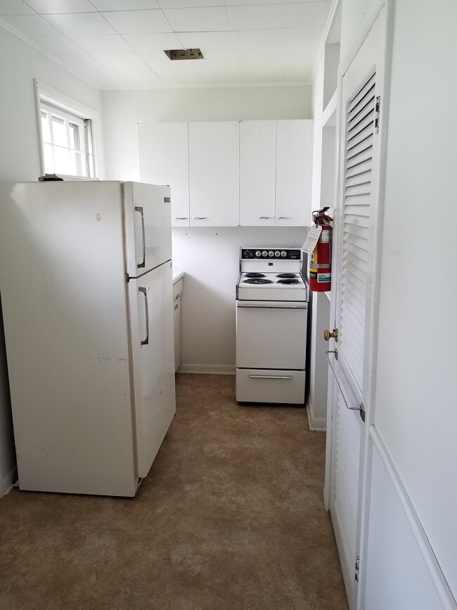 Fotografía del edificio - 315 Elm St Unidad B