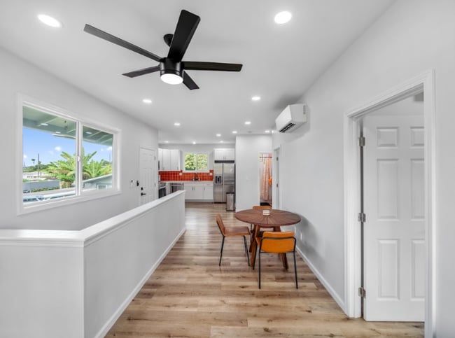 Photo - 1576 California Ave