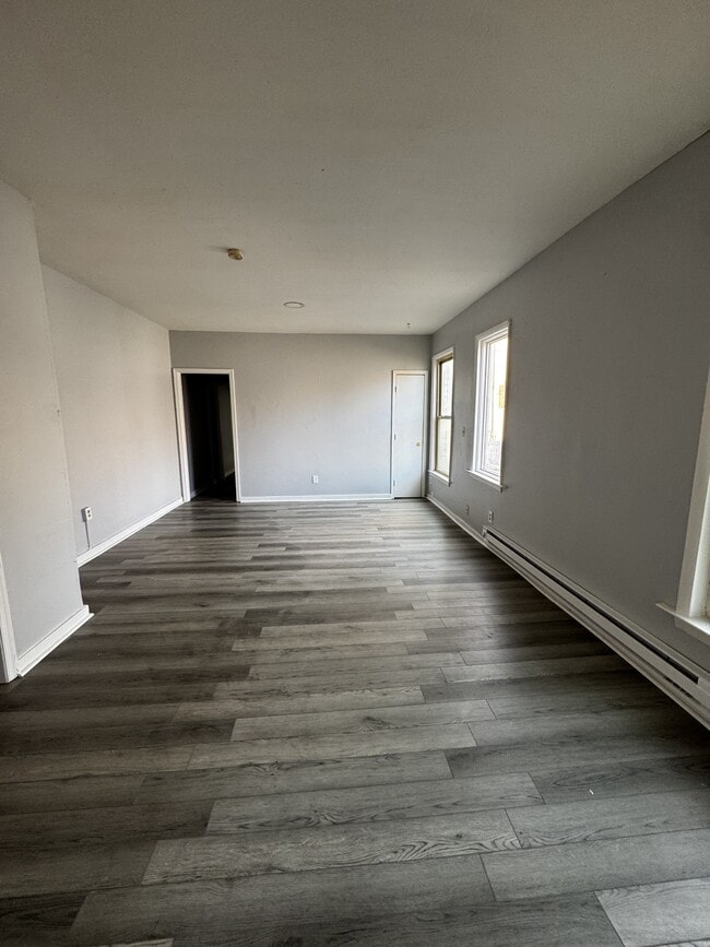 Photo - 537 N Queen St