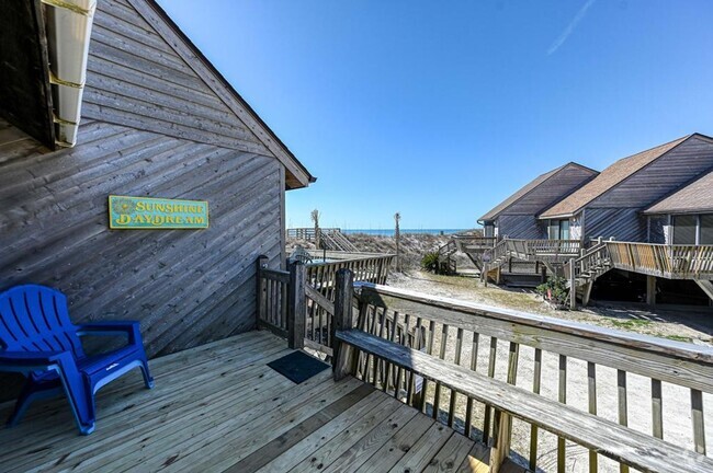 Building Photo - FURNISHED OFF-SEASON MONTHLY RENTAL-STARTI...