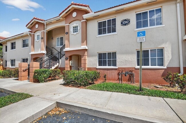 Photo - 3790 N Jog Rd Unidad 203