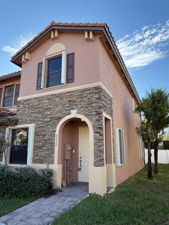 Photo - 8922 W 35th Way