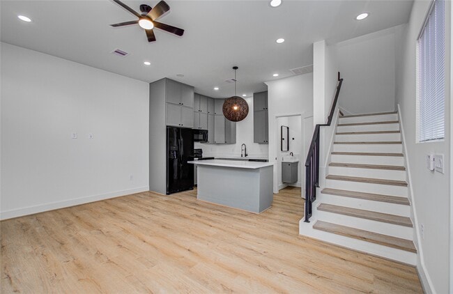 Photo - 1508 McKee St Unit B