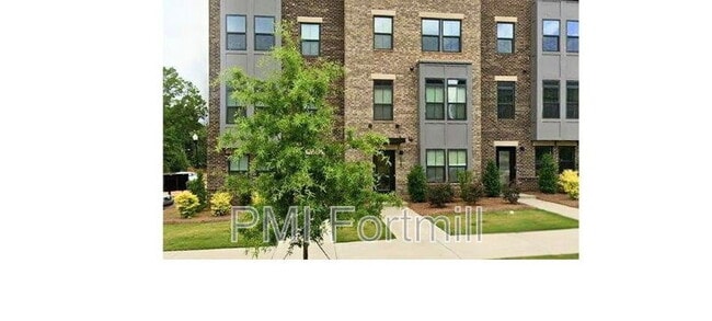 Building Photo - 246 Russell Br Ln
