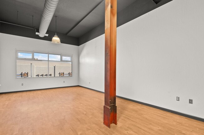 505 Central Lofts