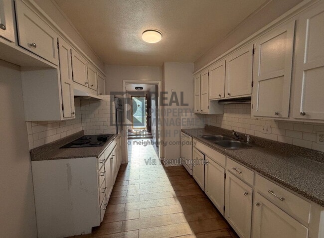 4426 Mesa Cir