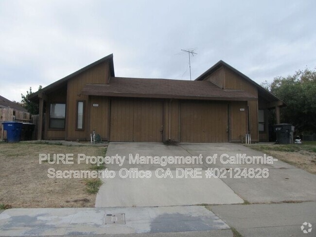 Building Photo - 6620 Hometown Way