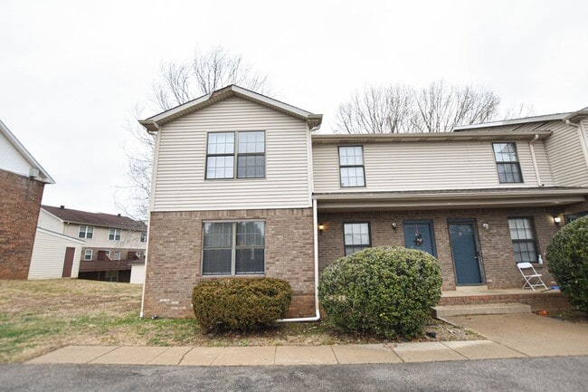 Building Photo - 1533 E Knollwood Cir Unit 1