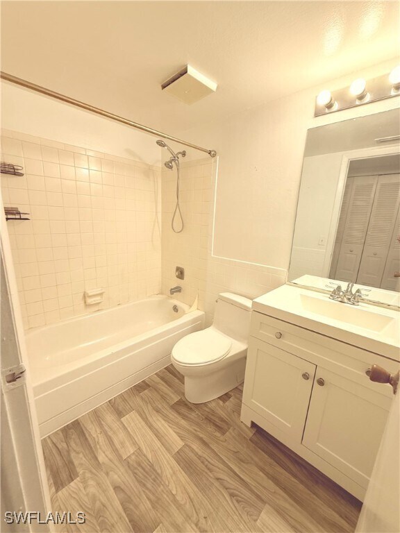 Photo - 12666 Kenwood Ln Unit B