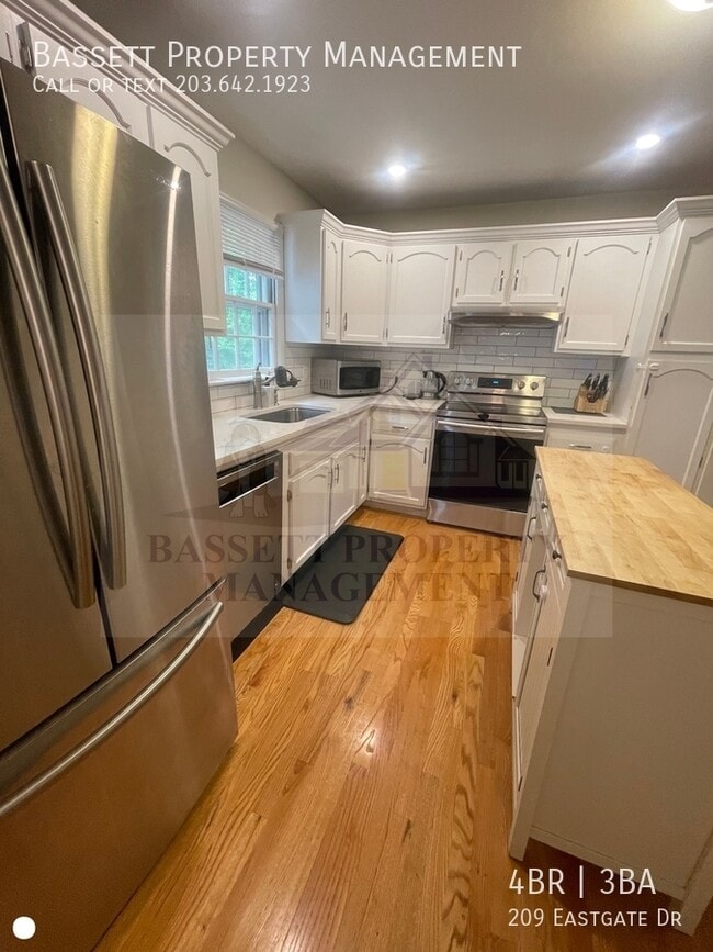 Photo - 209 Eastgate Dr