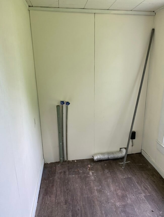 Photo - 107 N Lincoln St