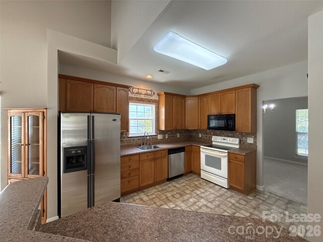 Photo - 2140 Pineapple Ct