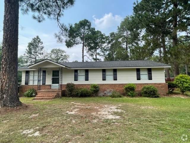 Building Photo - 206 Lake Dr Rental