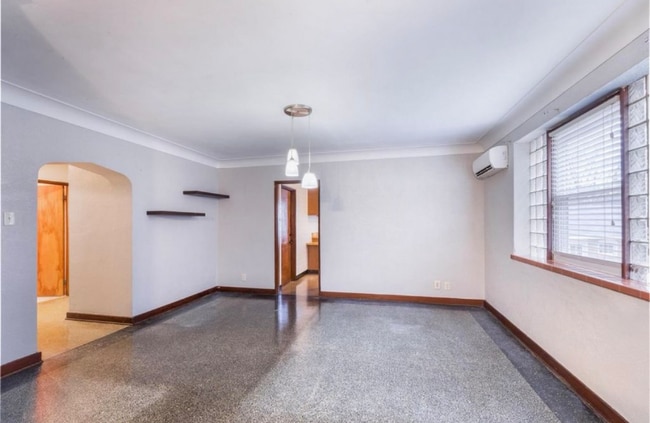 Photo - 6000 Arendes Dr Unit 1st