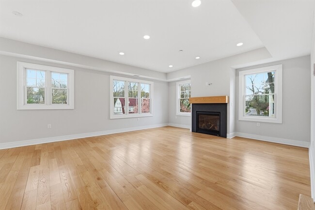 Photo - 603 Springfield Ave