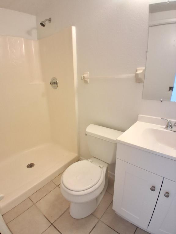 Photo - 107 57th Ave E