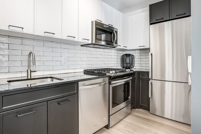 Photo - 63 Wall Street