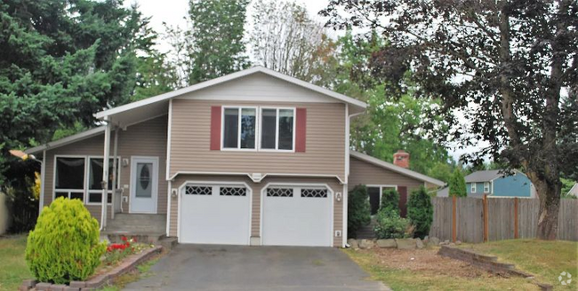 Building Photo - 33640 27th Pl SW Rental