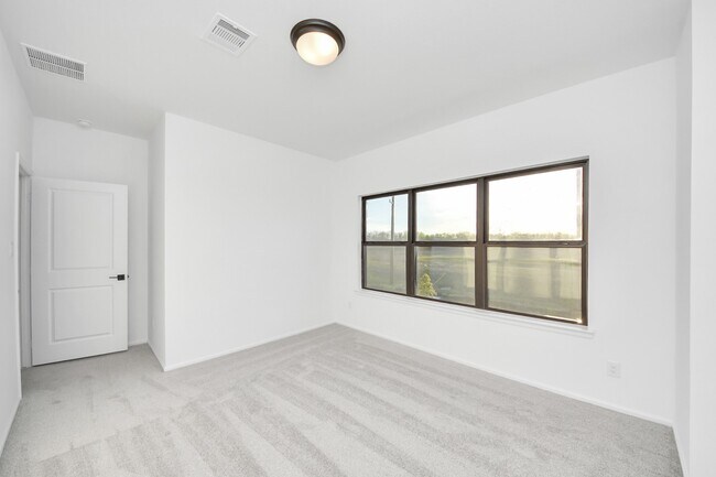 Photo - 10706 Ursa St