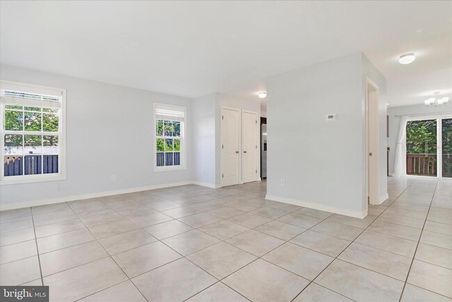 Photo - 132A Pineview Ave