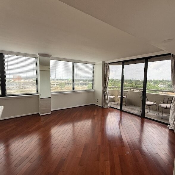 Photo - 3525 Sage Rd Unidad 716