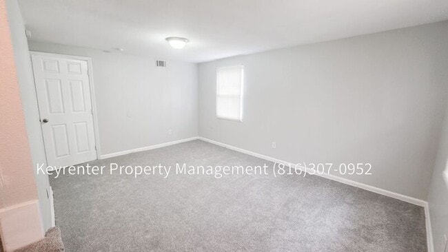 Photo - 1010 S Osage St