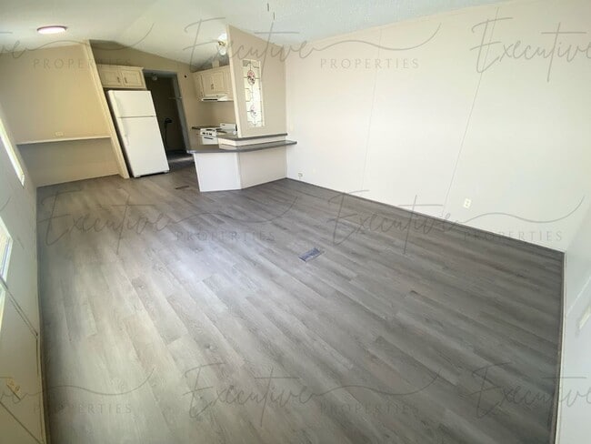 Photo - Remodeled Mobile Home: 2 Bed, 1 Bath in Sulphur, LA Unit 3