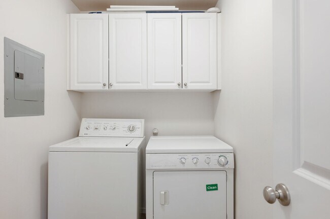 Photo - 1213 Townhomes Unidad C