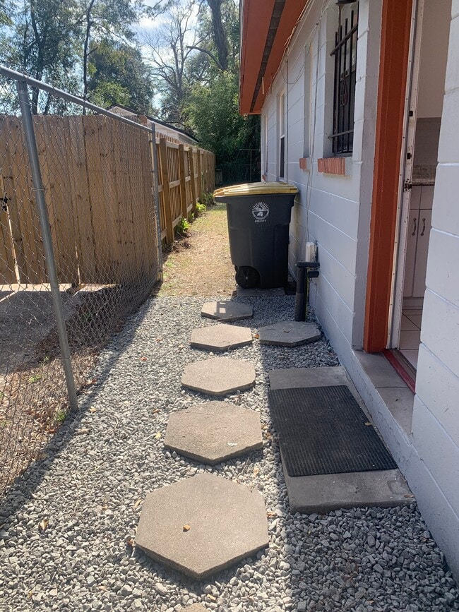 Photo - 2554 Ernest St Unit 2554