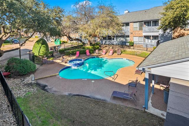 Building Photo - 3101 Townbluff Dr Unit 724 Rental