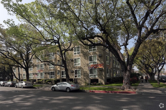 Photo - D69--2611 S. Portland Street